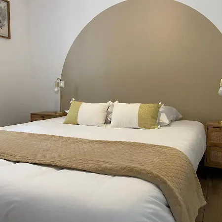 Charmante Maison Lumineuse, Chaleureuse Et Confortable