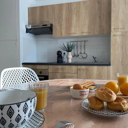 Charmante Maison Lumineuse, Chaleureuse Et Confortable Appartamento Julienne